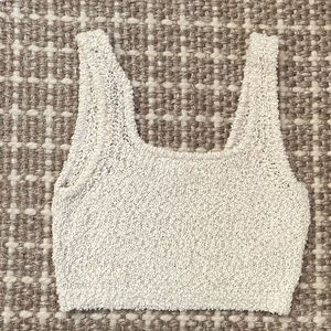 Aritzia - Babaton Arjun Knit Top Size M